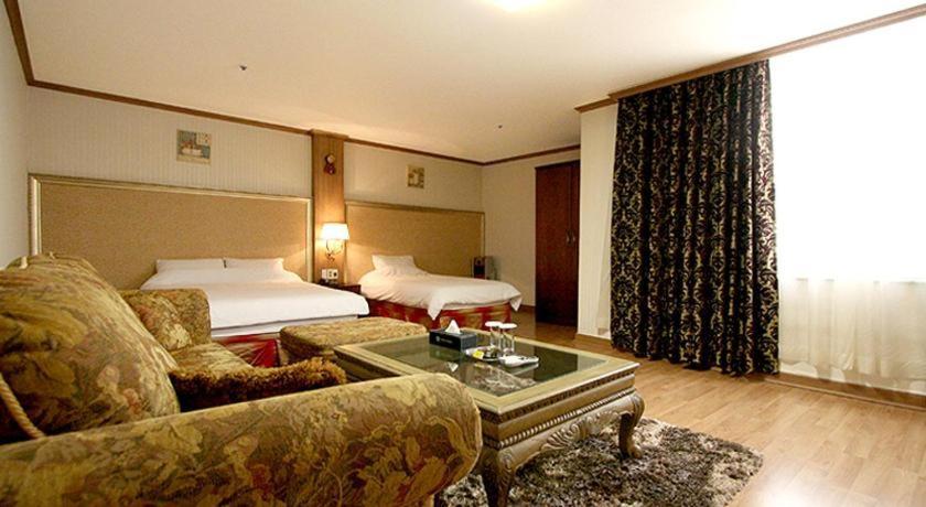 Hotel Olympic Changwon Ngoại thất bức ảnh