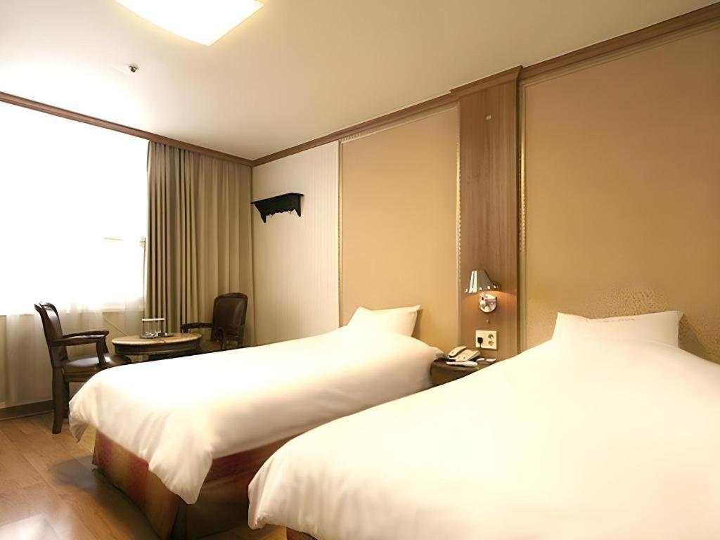 Hotel Olympic Changwon Ngoại thất bức ảnh