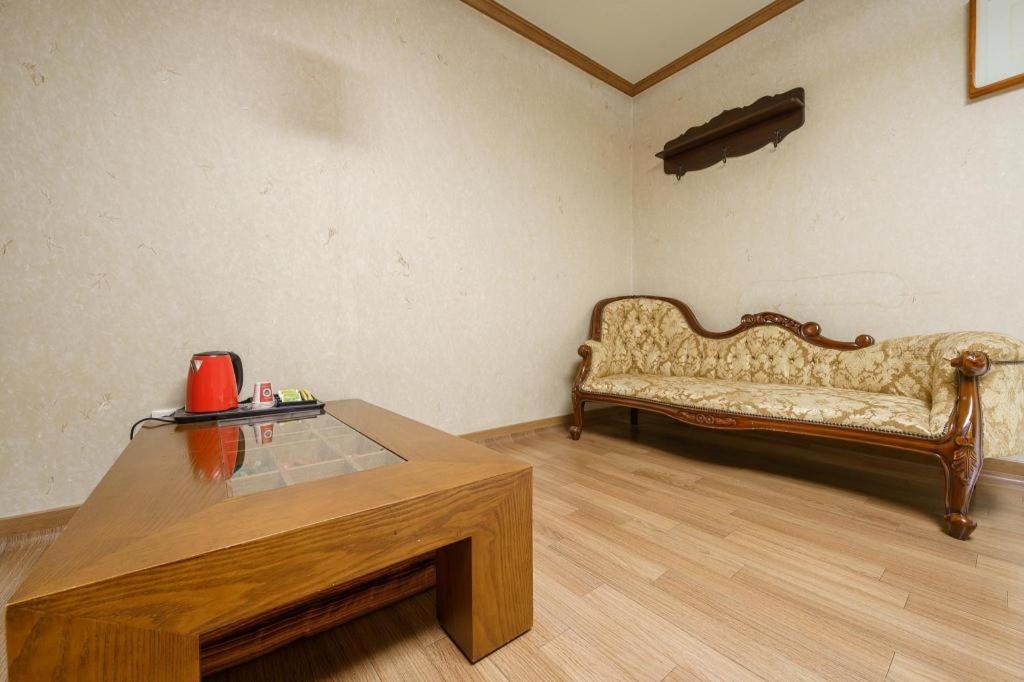 Hotel Olympic Changwon Ngoại thất bức ảnh
