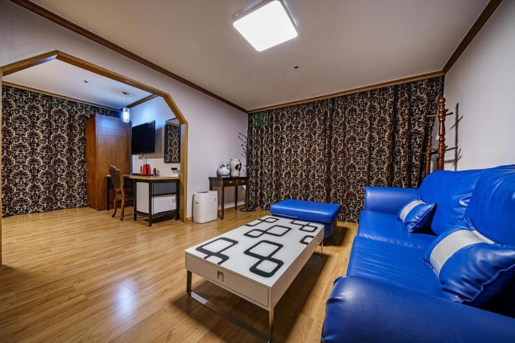 Hotel Olympic Changwon Ngoại thất bức ảnh