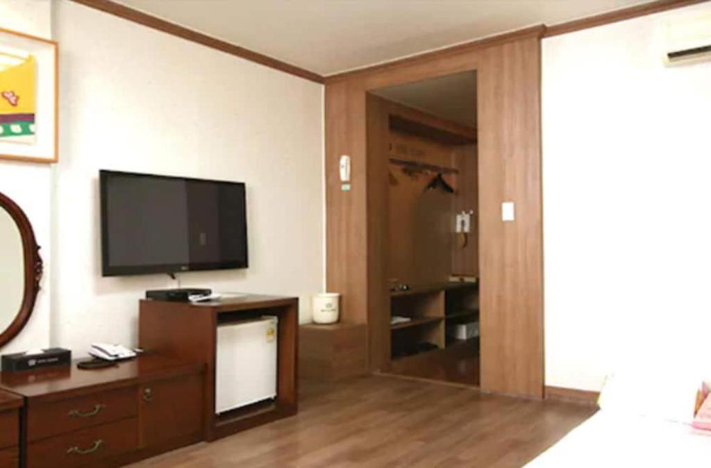 Hotel Olympic Changwon Ngoại thất bức ảnh